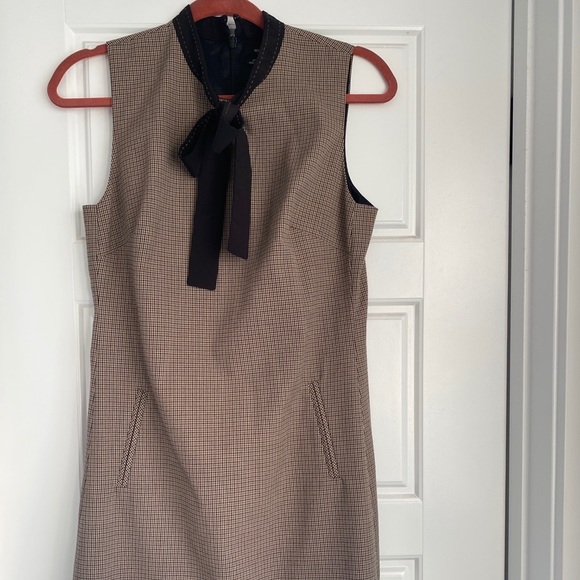 Clothes - Picture 1 of 1